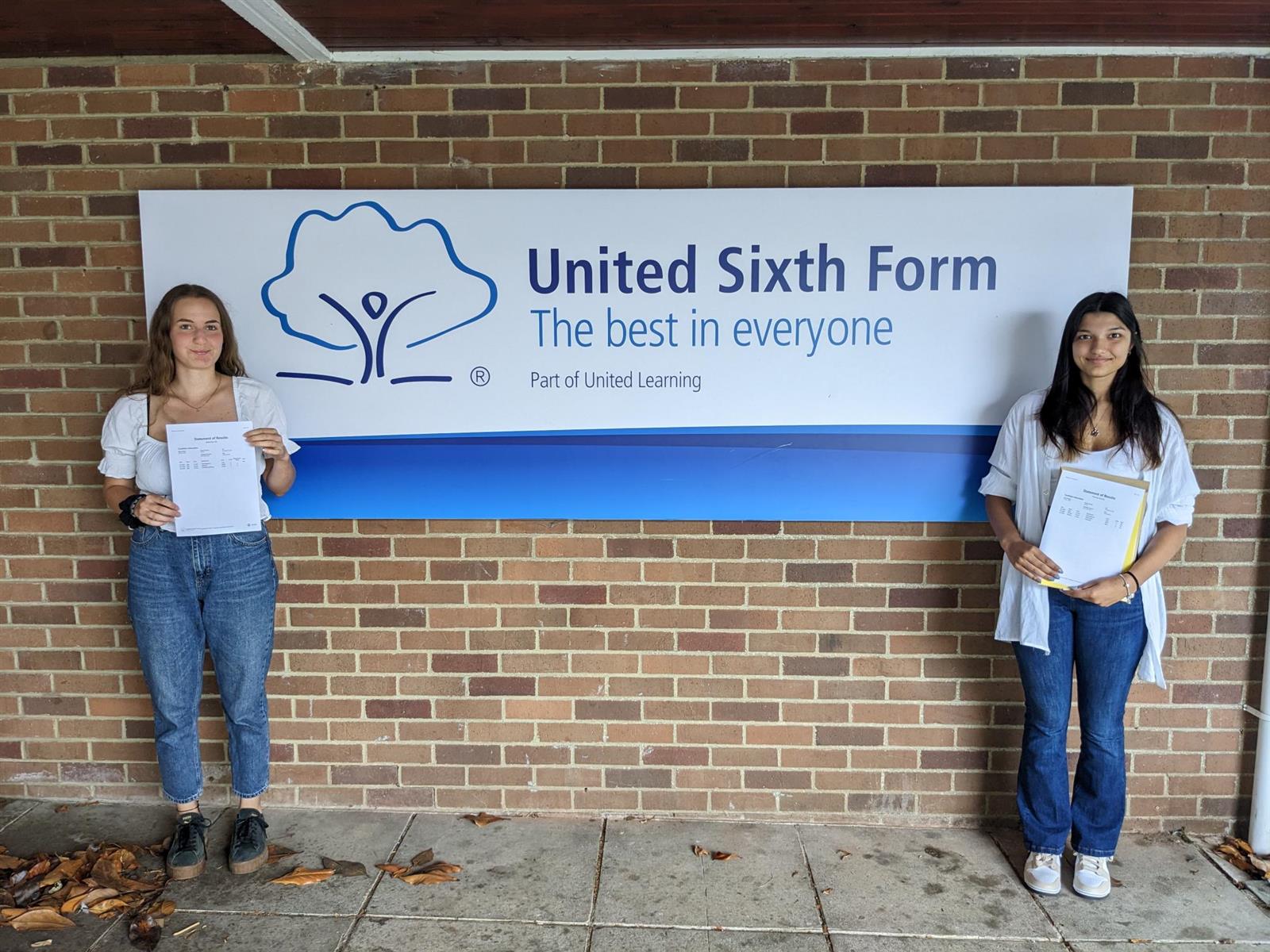 STUDENTS AT UNITED SIXTH FORM CELEBRATE A LEVEL RESULTS